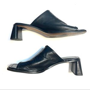 Black leather L’intervalle square toe mules